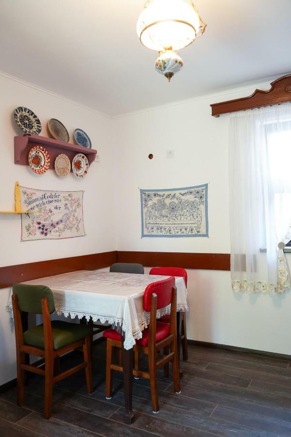 Courtyard Studio Oradea Exterior foto